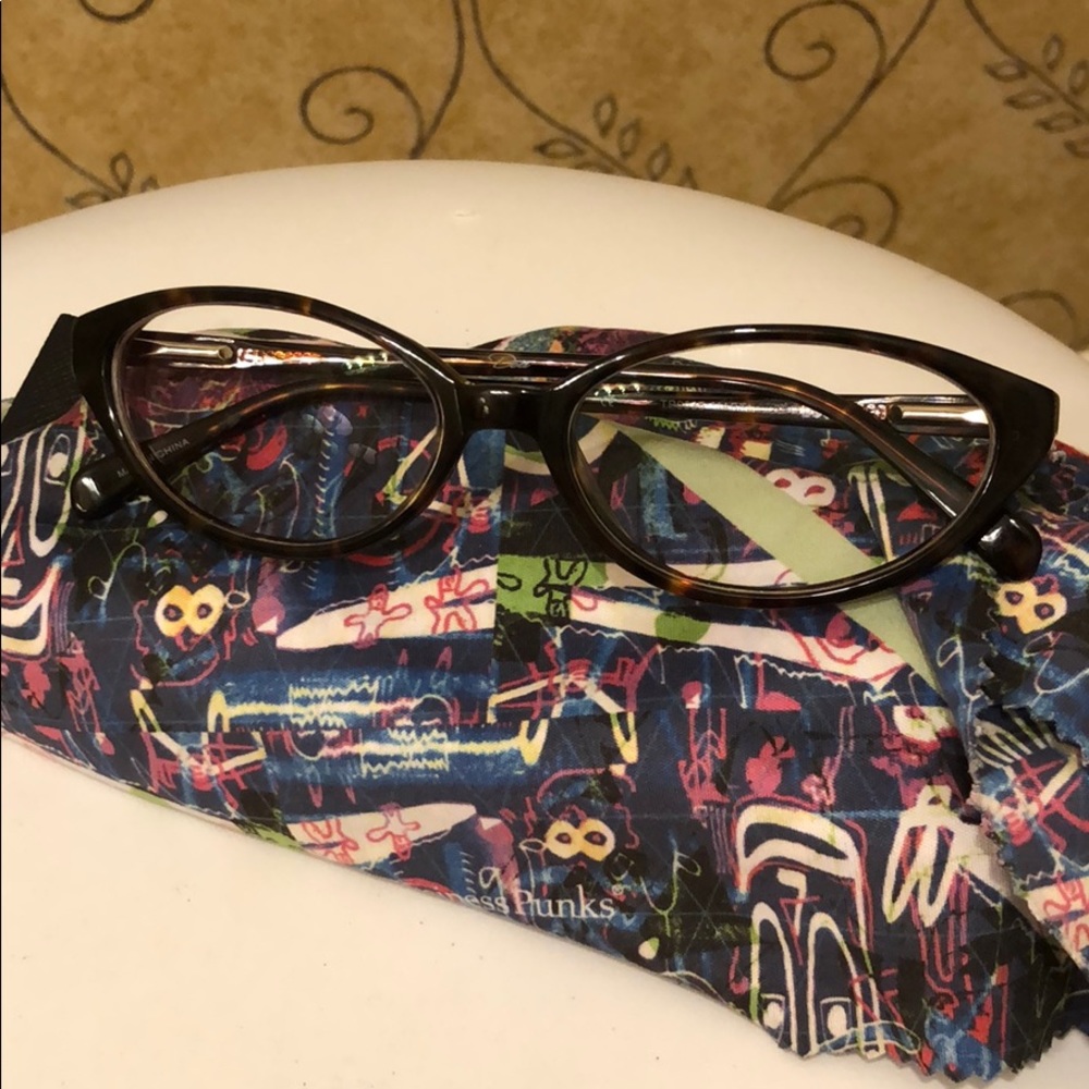 Dea CATEYE Fashion Eyewear